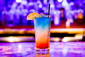 canvas-print-colorful-cocktail