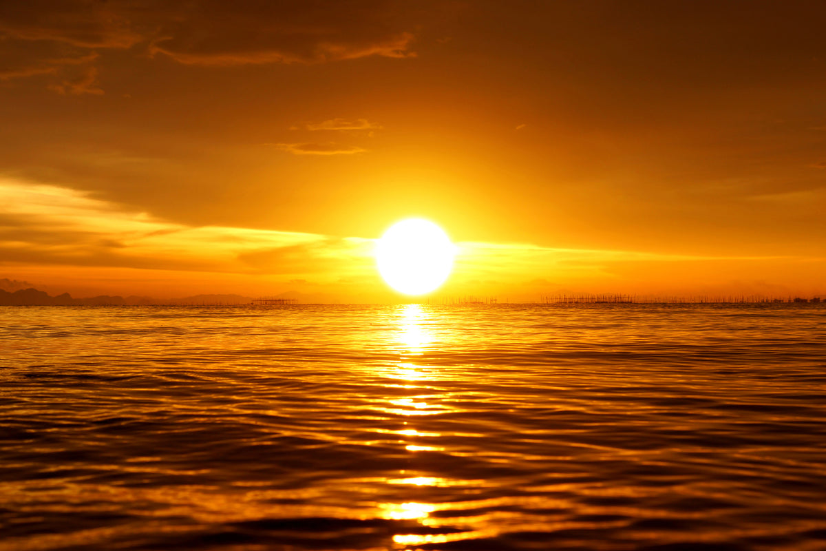 framedcanvas-print-glowing-sunset-on-the-water