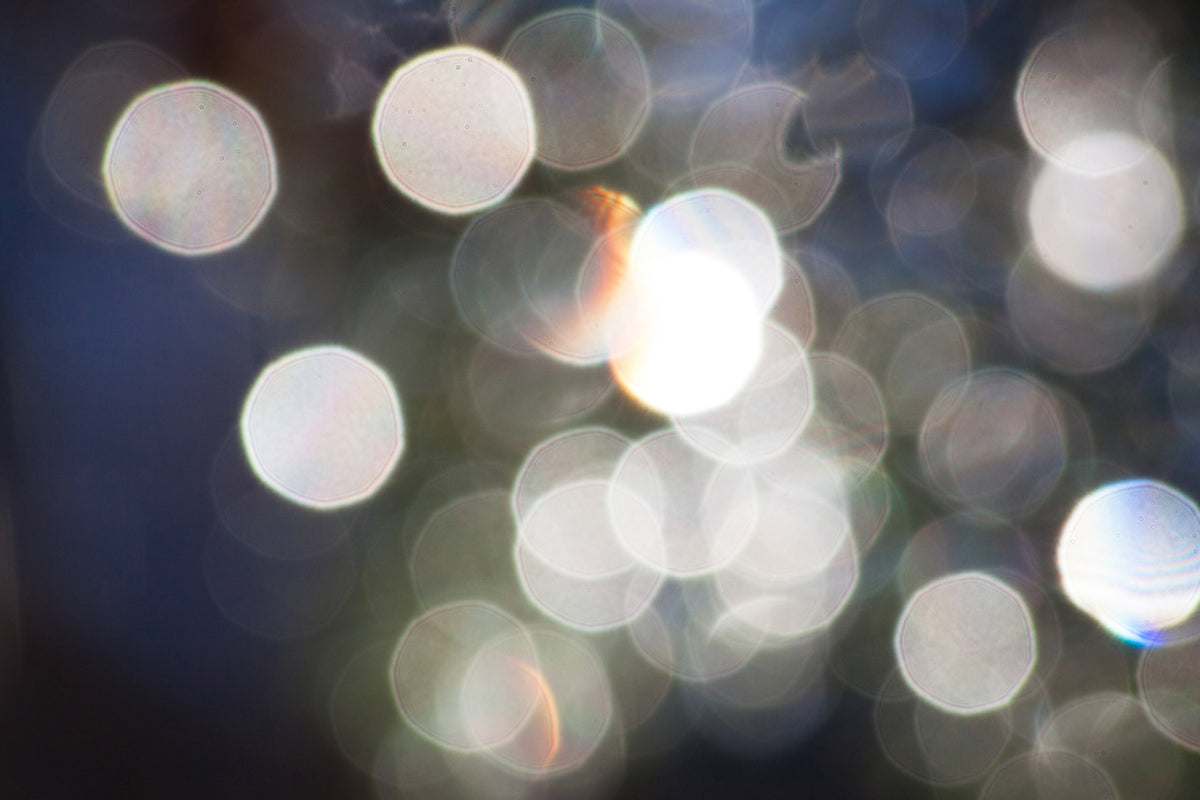 aluminium-print-abstract-light-dots