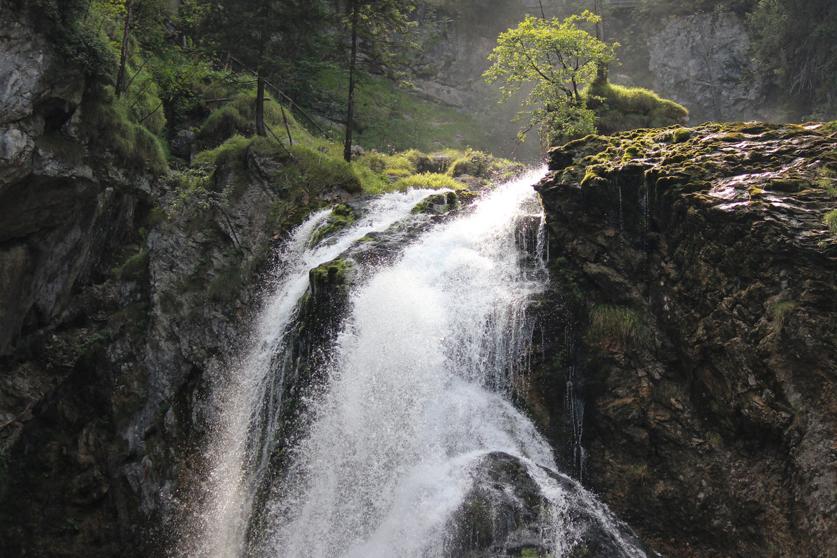 3-piece-canvas-print-the-gollinger-waterfall