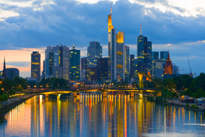 acrylic-print-skyline-frankfurt