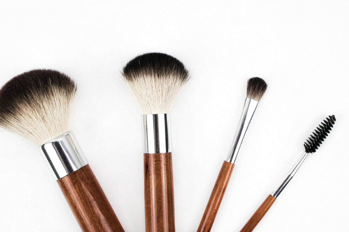 framedcanvas-print-make-up-brush