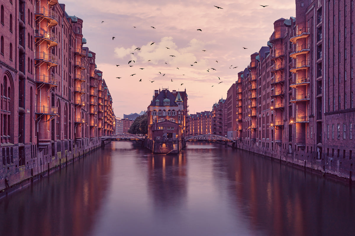 canvas-print-city-of-warehouses-x