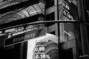 acrylic-print-at-night-on-broadway