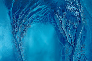aluminium-print-touching