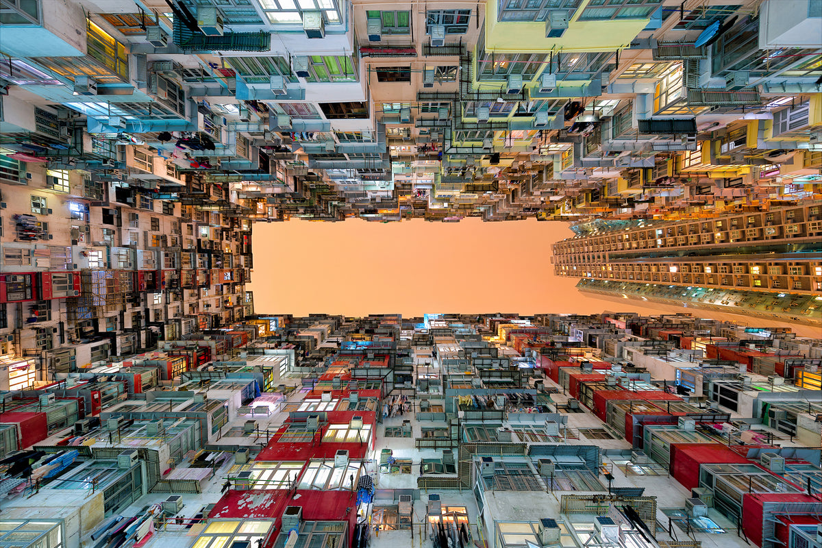 3-piece-aluminium-print-crowded-spaces
