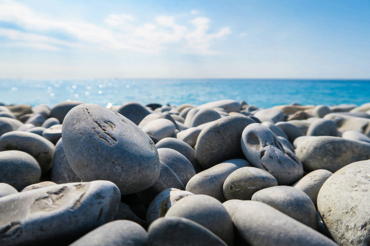 aluminium-print-beach-stones