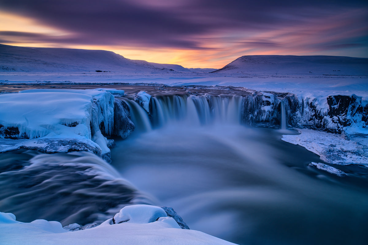 canvas-print-wintry-waterfall-x