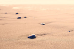 modern-3-piece-acrylic-print-pebbles-in-the-sand