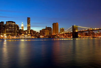 poster-print-skyline-manhattan-in-sea-of-lights