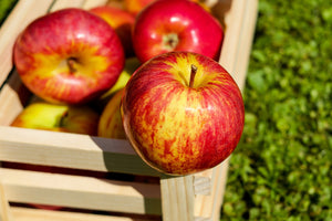 3-piece-acrylic-print-box-of-apples